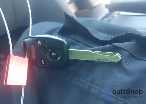 2011 Honda Accord 2.4 Ex-L from USA, damaged, VIN 1HGCP2F80BA106190